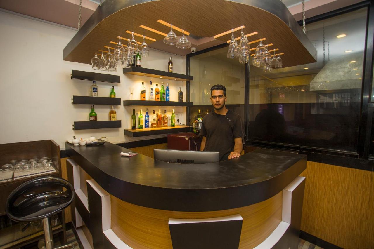 Oyo 104 Hotel Baltic Inn Kathmandu Exteriör bild