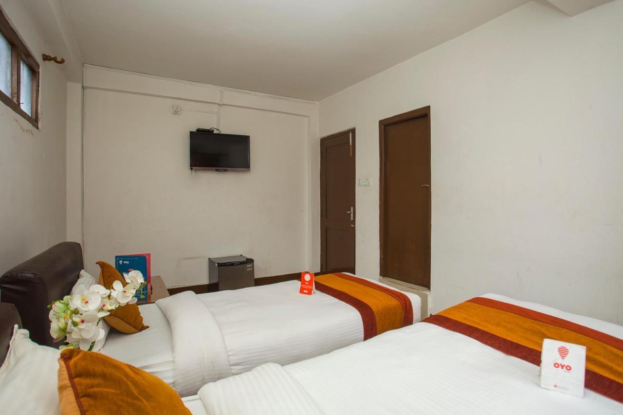 Oyo 104 Hotel Baltic Inn Kathmandu Exteriör bild