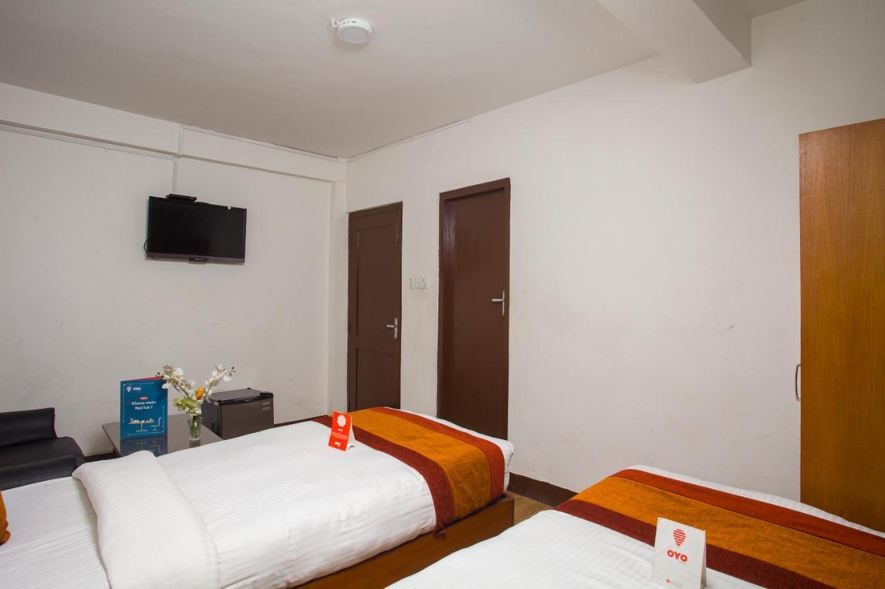 Oyo 104 Hotel Baltic Inn Kathmandu Exteriör bild
