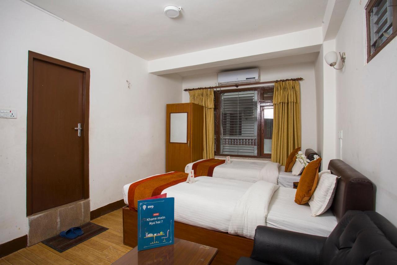 Oyo 104 Hotel Baltic Inn Kathmandu Exteriör bild
