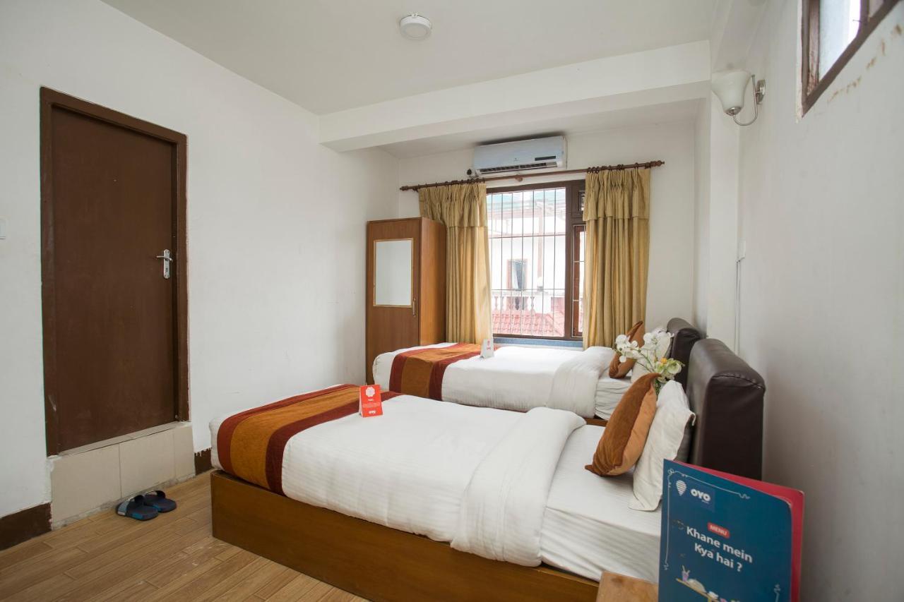 Oyo 104 Hotel Baltic Inn Kathmandu Exteriör bild